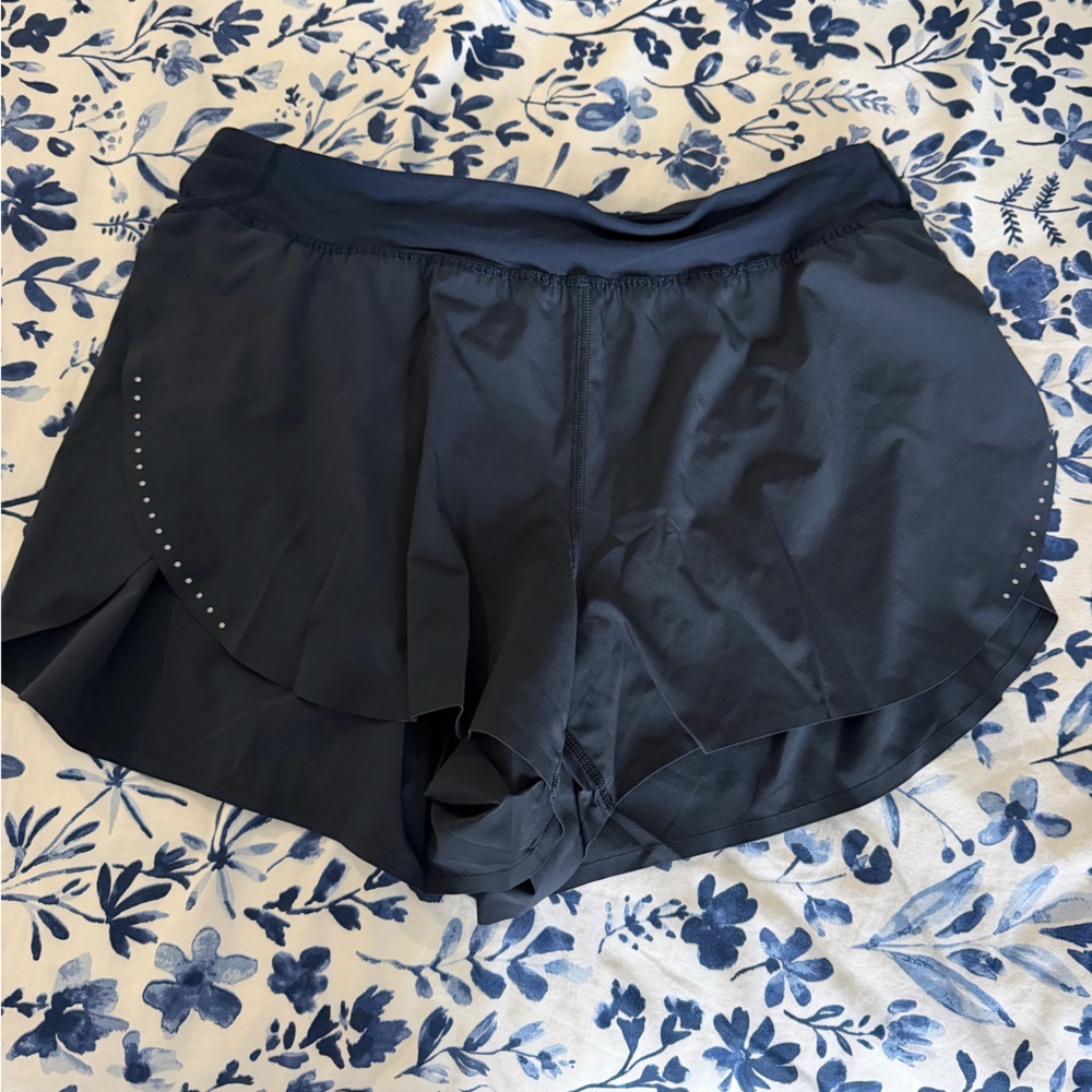 Lululemon Fast and Free High Rise Classic Fit Split Short 3”